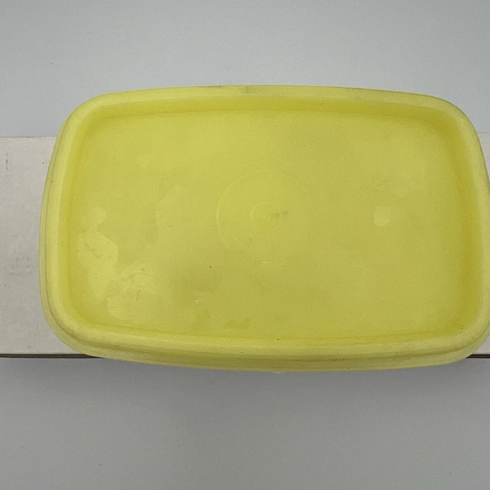 Tupperware vintage 1243
